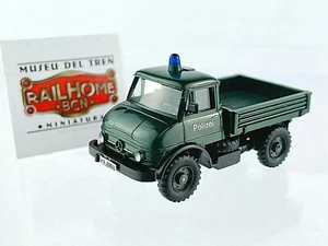266 WIKING H0 - Mercedes Benz Unimog " Polizei " - Modello Di Vetrina - Senza . - Foto 1 di 1