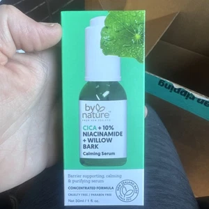 By Nature from New Zealand CICA + 10% Niacinamide + Willow Bark Calming Serum!!! - Picture 1 of 4