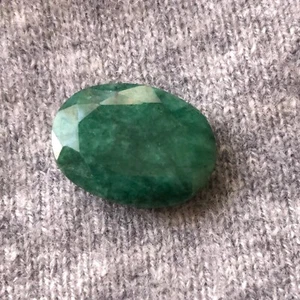 20.20 Carat GLA-Certified Oval Cut Emerald Gemstone incl. INSPECTION & APPRAISAL - Picture 1 of 5