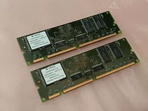 Infineon 512 MB (2x 256 MB) HYS72V32300GR-7.5-C2 PC-133 SDRAM DIMM Reg ECC 3.3V - Bild 1 von 4