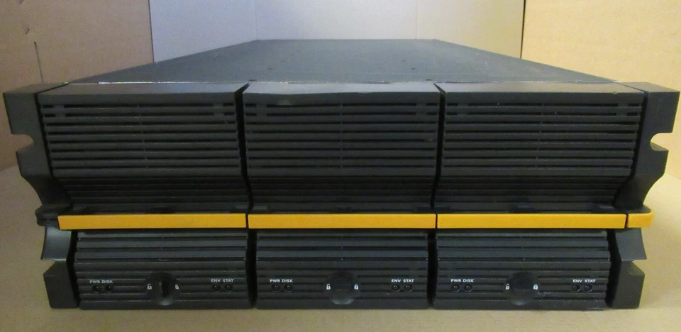 Nexsan E60 SAN Storage System E602-40/2 60Bay 2x PSU 2x iSCSI Dual FC Controller - Image 1 of 4