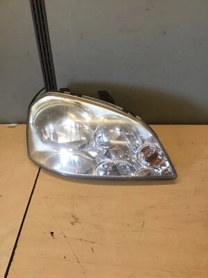 Faro lateral para pasajero Suzuki Forenza 2004 Foto 1 de 3