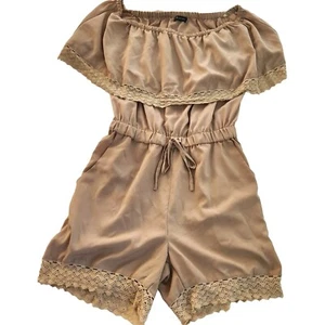 Estilo Casa Mameluco Beige Mono Beige Pantalones Cortos Mono Encaje Cuello Inferior Dobladillo S - Imagen 1 de 7