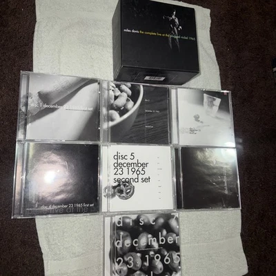 MILES DAVIS- COMPLETE LIVE AT THE PLUGGED NICKEL 1965 BOX SET US PRESS NEAR MINT - Image 1 of 4