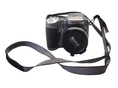 Kodak EasyShare Z740 5.0MP Digital Camera Silver All Glass Lens Not Tested Read - Image 1 of 4