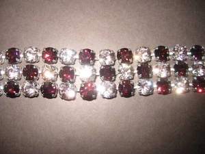 Designer Armband von Singh S Madan in Burgund / Rose - NEU - Bild 1 von 1