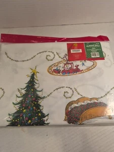 NEW Dr Seuss The Grinch Vinyl Tablecloth 52x70 Christmas Sleigh Bell Bistro - Picture 1 of 10