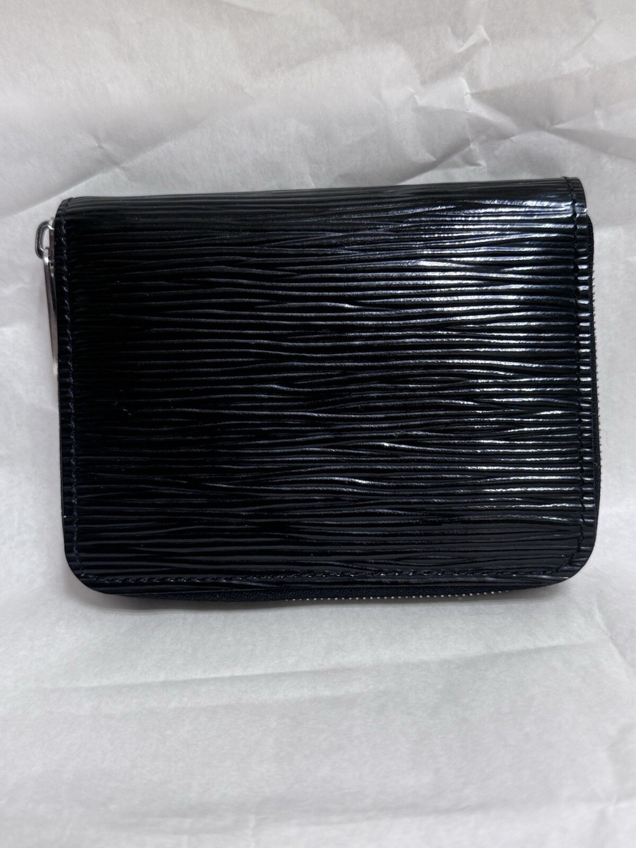 Louis Vuitton Black Epi Leather In Women's Wallets for sale Louis Vuitton Black Epi Leather In Women's Wallets for sale