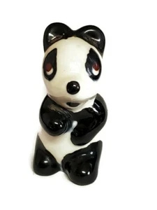 "Estatuilla vintage de oso panda cerámica esmaltada en blanco y negro ojos tristes 3" - Imagen 1 de 5