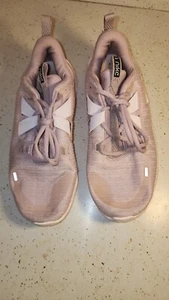 Nike Renew Arena Pink Running Shoes AJ5909-500  Women's Size 8.5 - Picture 1 of 5