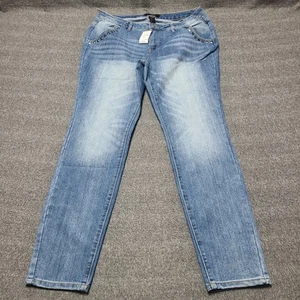Ashley Stewart Womens Jeans 16 Slim Straight Skinny Light Wash Denim Pants - Picture 1 of 9