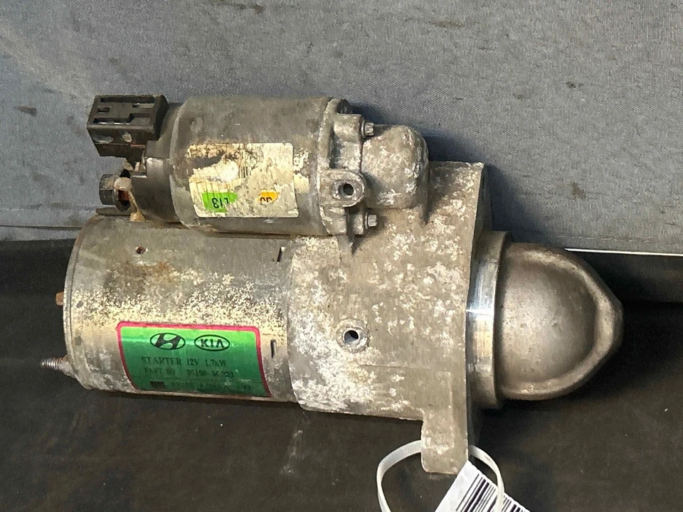 Fits 2014-15 KIA CADENZA Starter Motor OEM:361003C221 - Image 1 of 4
