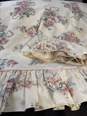 Sábana plana completa vintage 1 almohada simulada floral con volantes encaje en mal estado país francés Foto 1 de 4