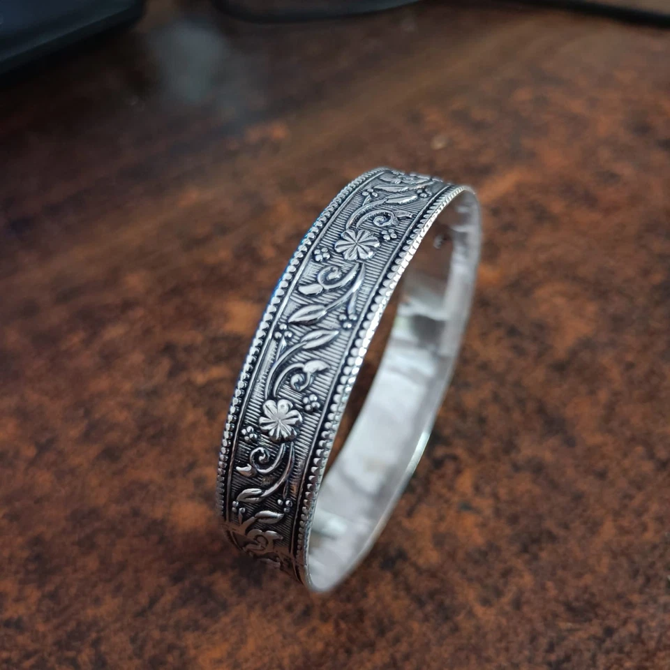 固体 925 纯银手镯 Unic 全新 Designe Bangles 女士礼物 — 第 1/4 张图片