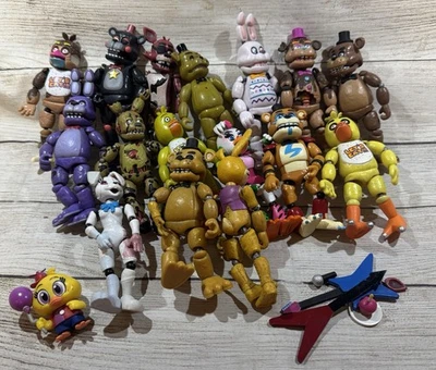Figura de acción Funko: FNAF Friday Night at Freddy's Lote de 16 figuras L@K GTub11 Foto 1 de 4