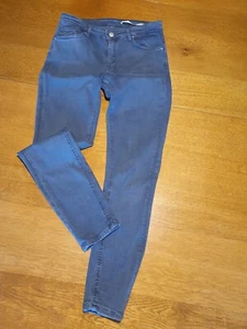 ZARA Woman Medium Rise Slim Fit Jeans Size 8-10 - Picture 1 of 4