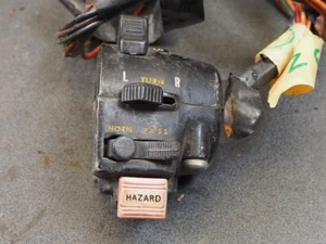KAWASAKI Z650B 1976 46091-056/58 LH HANDLEBAR SWITCH WINKER 10381 - Picture 1 of 6