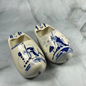 Hand-painted Ceramic Delft Blue Holland Clogs Windmill Design Ashtrays Vintage - Picture 1 of 13
