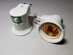 2 Sockeladapter E27 mit Schalter Lampenfassung Goldfarben für EU-Stecker - Bild 1 von 2
