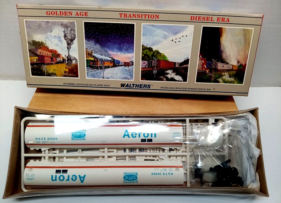 WALTHERS 65' LPG TANK CAR932-5255 HO KIT AERON NATX 31559 WHITE SEALED NEW - Image 1 of 4