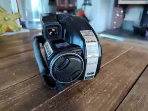 Quasar Camcorder 700X Hi-Def Zoom 20X Digital VM-L152 Palmcorder VHS-C PARTS - Picture 1 of 10