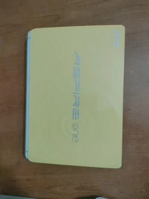 Netbook Acer Aspire One+Asus Eeepc - Immagine 1 di 4