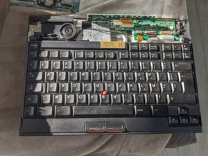 IBM Thinkpad 365X Unit (No Screen / CDROM) - Afbeelding 1 van 19