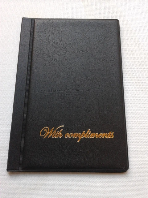 LOOK DE CUERO - CON CARPETA DE CUMPLIDOS IDEAL PARA RESTAURANTES impreso en oro