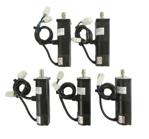 Yaskawa SGM-01U3B4CL Servomotor Wiederverkäufer Menge 5 Neu Überschuss - Bild 1 von 24