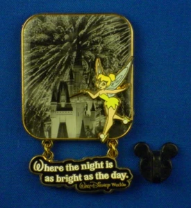 Pin Tinker Bell Castillo de Cenicienta WDW Noche Brillante como el Día # 52445 - Imagen 1 de 3