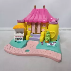 1996 Polly Pocket - Polly's Bouncy Castle - Compact Playset Toy Bounce House HTF - Picture 1 of 12