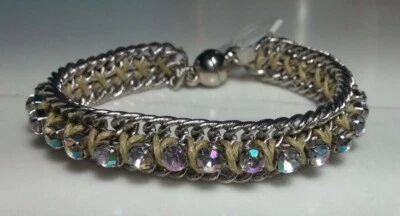 Pulsera Ann Taylor LOFT Magnética Trenzada Tono Plata Cadena Estrás Foto 1 de 4