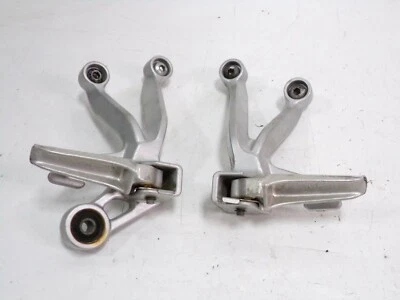 03 04 SUZUKI GSXR 1000 GSXR1000 GSX-R1000 ЗАДНИЕ ПАССАЖИРСКИЕ КРЕПЛЕНИЯ КРОНШТЕЙНЫ КОМПЛЕКТ - Изображение 1 из 4