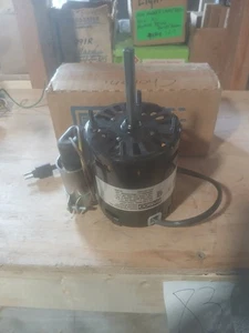 Fasco 220V 1400/ 1550 RPM #7190-0442, 7071061 - Picture 1 of 3