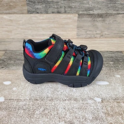 Zapatos cómodos Keen Newport para niños talla 8 negros originales tie dye encaje-bloqueo bungee Foto 1 de 4