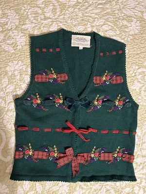 Chaleco de Navidad Susan Bristol Nuevas Tradiciones Bordado a Mano 1995 Verde Pequeño Foto 1 de 4