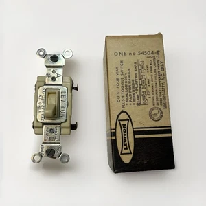 Leviton Elfenbein 4-Wege Handelsqualität Kippschalter Wand Lichtschalter 15A 54504-I Neu aus altem Lagerbestand - Bild 1 von 5