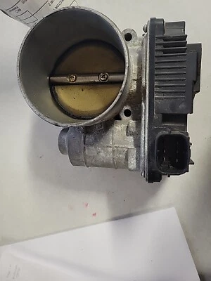 Nissan Máxima 2002-2006 3,5 L carrocería del acelerador válvula de acelerador SERA576-01 OEM 60868 Foto 1 de 4