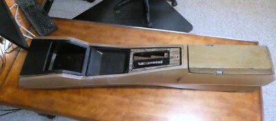 Oldsmobile 442 Cutlass Salon Supreme Floor Console original 1973-1977 Foto 1 de 4