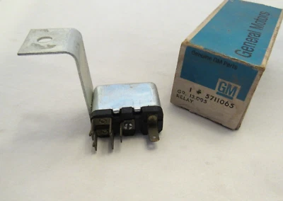 NOS 1961-64 Caddy Buick Chevy Olds Pontiac 4 & 6 Way Power Seat Relay GM 5711065 - Image 1 of 4