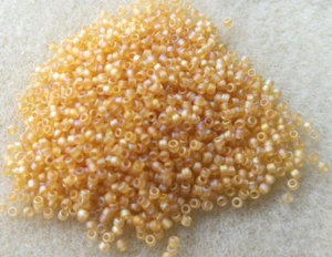Matsuno size 15/0 Beads - Colour 2-FAB Frosted Golden Topaz - FAB - Picture 1 of 4