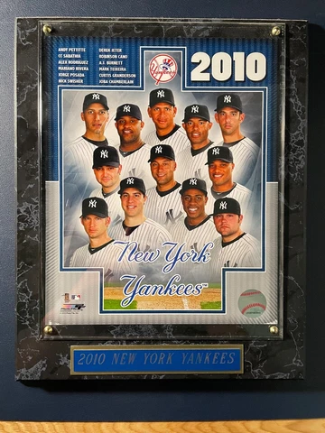 2010 MLB Yankees Team Roster Hanging Wall Plaque Cover