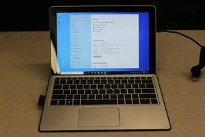 HP Elite X2 G2 2.5GHz Intel i5-7200U, 8GB RAM, 256GB M.2 SSD, Windows 10 - Picture 1 of 11