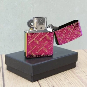 Zippo Nissan ZP NISMO Rainbow Rivestimento Titanio Prodotto Ufficiale con Licenza Nuovo - Foto 1 di 13