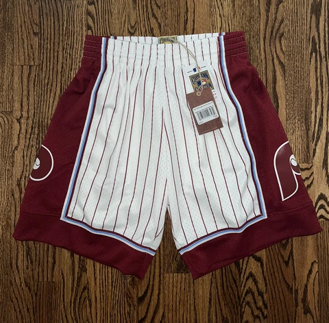 Mitchell & Ness Philadelphia Phillies Pinstripe Men’s Mesh Shorts - Medium Cover
