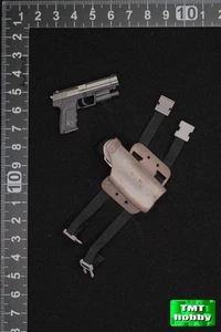 1:6 Scale MTTOYS 017 Resident Evil Leon Kennedy - Pistol w/ Drop Leg Holster - Picture 1 of 3