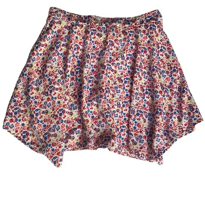 Faded Glory Girls Summer Floral Skort size XL (14-16), Red & Blue, White Liner - Image 1 of 4