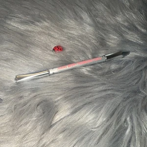 NEU Benefit Gimme Brow + Volumizing Augenbrauenstift * 2,5 NEUTRAL BLOND ohne Box - Bild 1 von 4