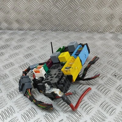 Modulo scatola fusibili MERCEDES-BENZ VITO Tourer W447 A2469067100 2.1 Diesel 30249772 - Immagine 1 di 4