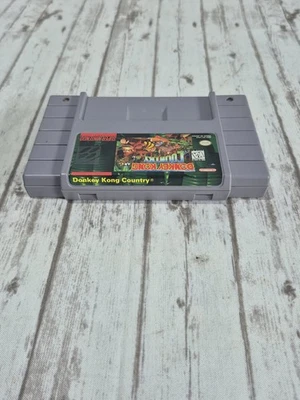 Donkey Kong Country (Super Nintendo SNES) Tested Authentic - Image 1 of 4